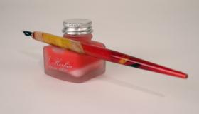 pen holder feature