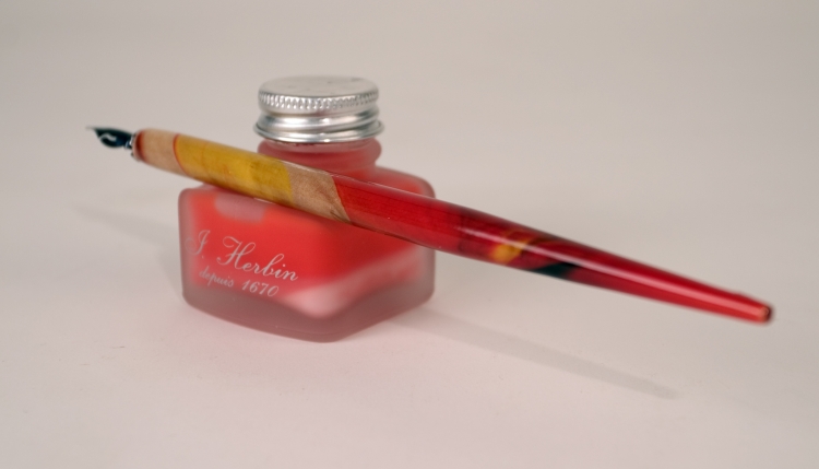 pen holder feature