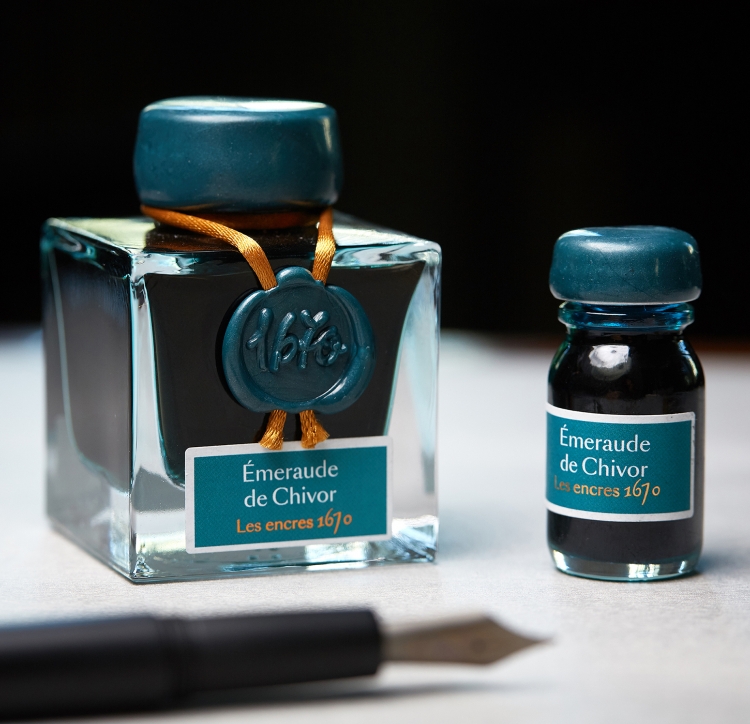 Emerald of Chivor Ambiance 3