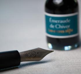 Emerald of Chivor Ambiance Nib Detail 3