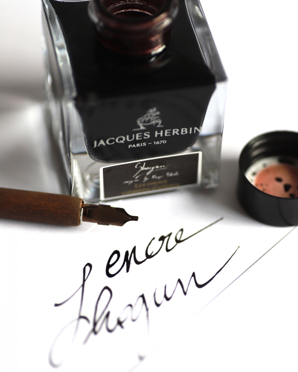13209T Kenzo Takada "Shogun" Ink - Ambient